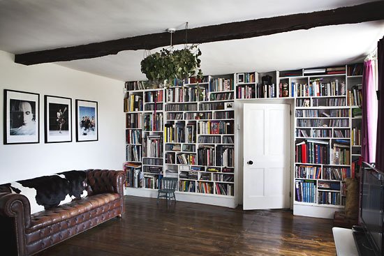 the sitting room 